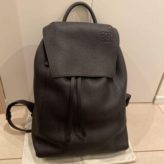ロエベ(LOEWE)のLOEWE/Grained leather backpack/美品(リュック/バックパック)