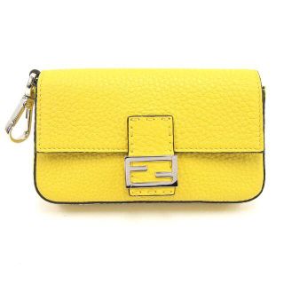 FENDI - フェンディ ペカン ワンショルダーバッグ ボディバッグ PVC/レザーの通販｜ラクマ