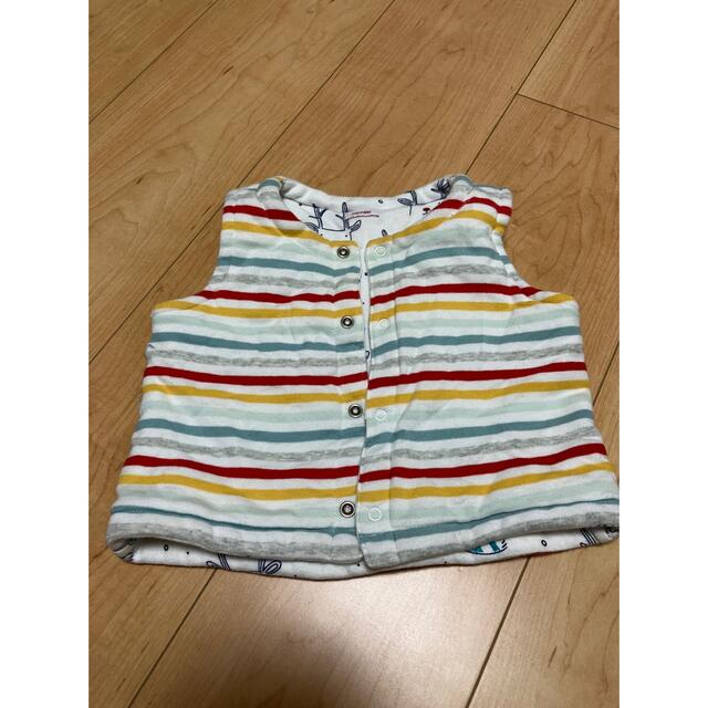 babyGAP(ベビーギャップ)のベスト　GAP キッズ/ベビー/マタニティのベビー服(~85cm)(その他)の商品写真