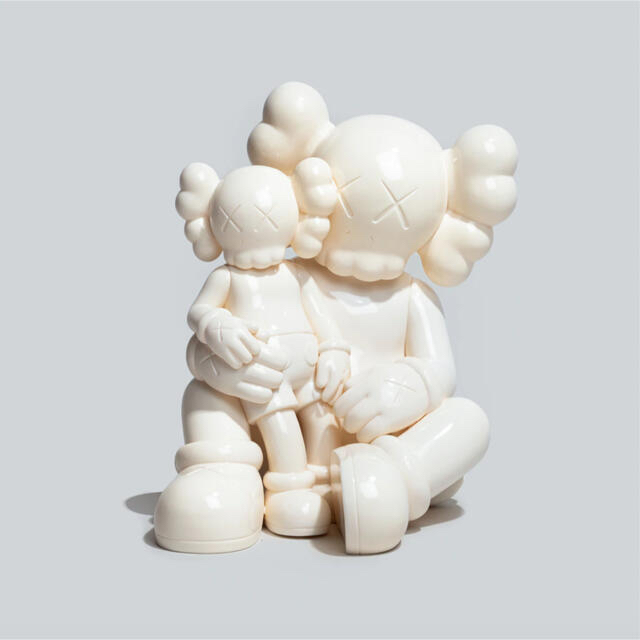 新品 送料無料 KAWS HOLIDAY CHANGBAI MOUNTAIN 白 エンタメ/ホビーのフィギュア(その他)の商品写真