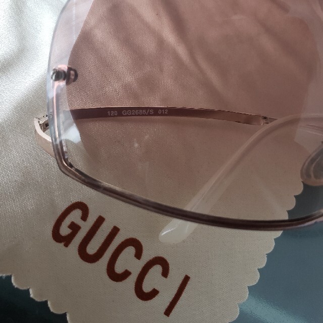 Gucci(グッチ)のプリン様　専用　gucci サングラス レディースのファッション小物(サングラス/メガネ)の商品写真