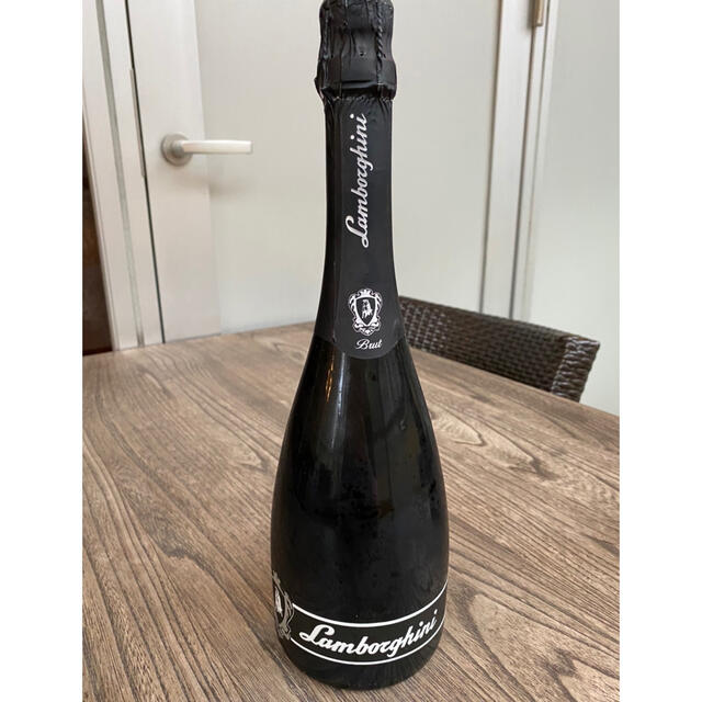 Lamborghini(ランボルギーニ)のバラ様専用ページ　ランボルギーニ　シャンパン/スパークリングワイン 食品/飲料/酒の酒(シャンパン/スパークリングワイン)の商品写真