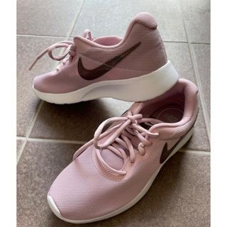 ナイキ(NIKE)のNIKEピンクスニーカー(スニーカー)