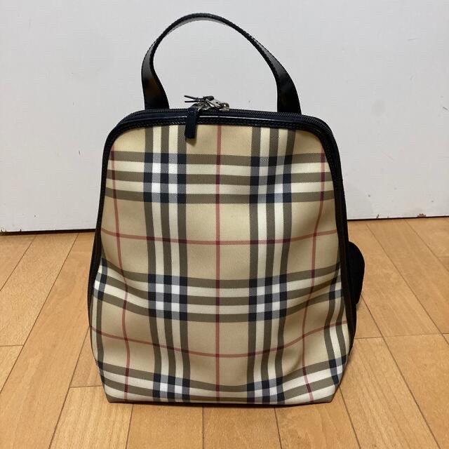 BURBERRY(バーバリー)のバーバリー　正規品　リュック レディースのバッグ(リュック/バックパック)の商品写真