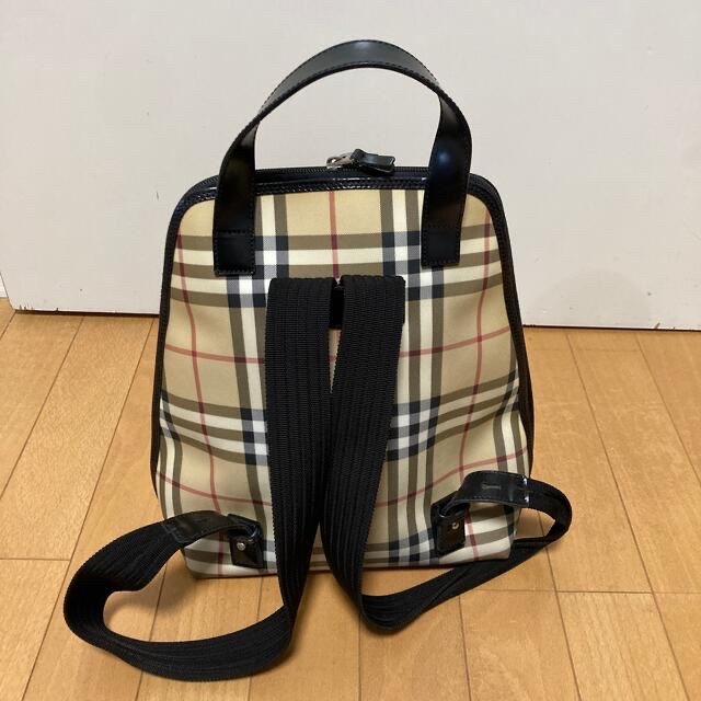 BURBERRY(バーバリー)のバーバリー　正規品　リュック レディースのバッグ(リュック/バックパック)の商品写真