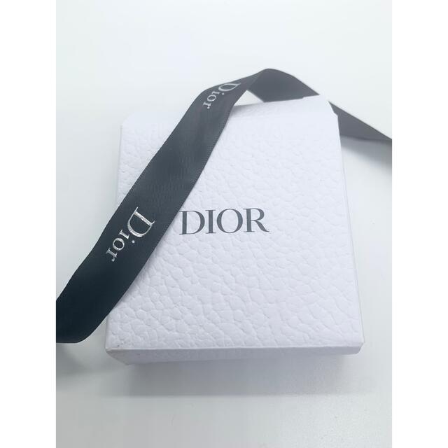 Dior(ディオール)のDIOR スマホリング　ノベルティのため非売品 スマホ/家電/カメラのスマホアクセサリー(その他)の商品写真