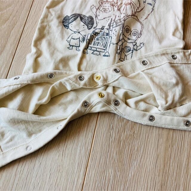 babyGAP(ベビーギャップ)のbabyGAP スターウォーズ　ボディオール　サイズ60 キッズ/ベビー/マタニティのベビー服(~85cm)(カバーオール)の商品写真