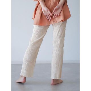 ユナイテッドアローズ(UNITED ARROWS)のPHEETA VERA  クレープパンツ(カジュアルパンツ)