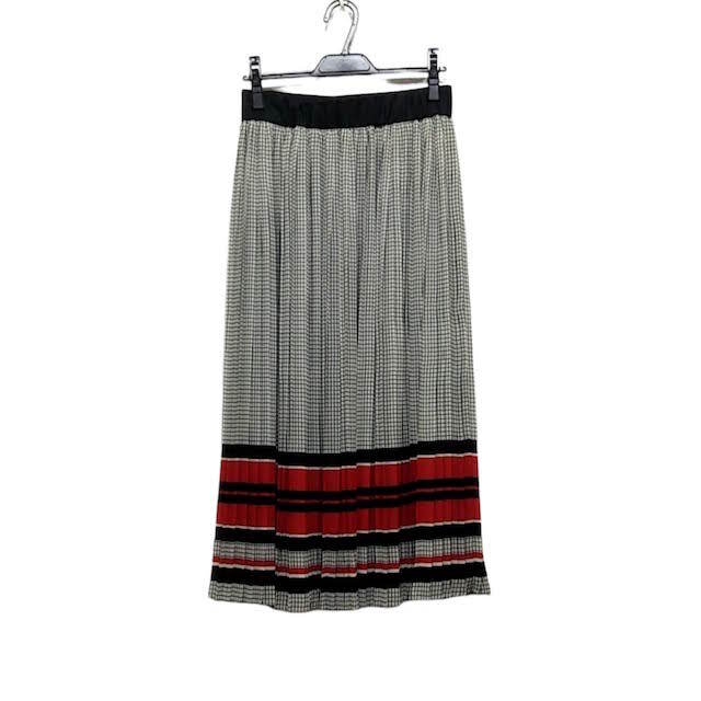 ADORE(アドーア)のアドーア ロングスカート サイズ38 M - レディースのスカート(ロングスカート)の商品写真