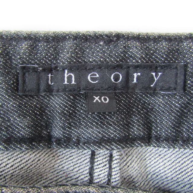 theory(セオリー)のtheoryセオリー▼ストレッチスキニーブラックデニム▼XOサイズ▼W約72㎝ レディースのパンツ(デニム/ジーンズ)の商品写真