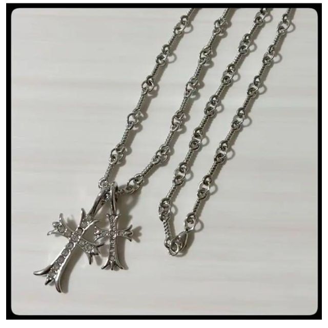 2連クロス ネックレス ツイスト チェーン シルバー メンズ レディース 十字架 メンズのアクセサリー(ネックレス)の商品写真