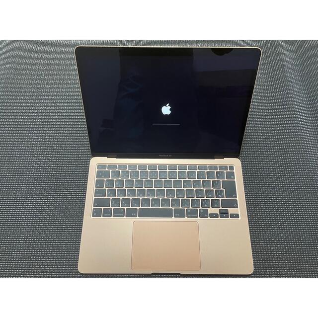 Apple M1チップ搭載 13インチ MacBook Air ゴールド