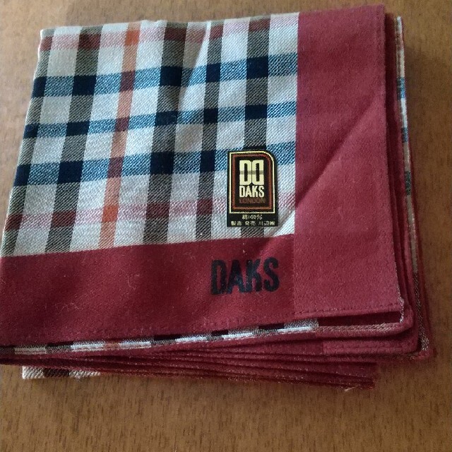DAKS(ダックス)のダックス☆メンズハンカチ☆新品☆DAKS メンズのファッション小物(ハンカチ/ポケットチーフ)の商品写真