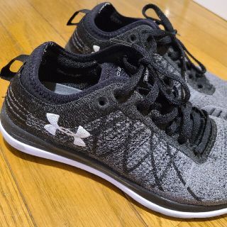 アンダーアーマー(UNDER ARMOUR)のアンダーアーマー スニーカー(スニーカー)