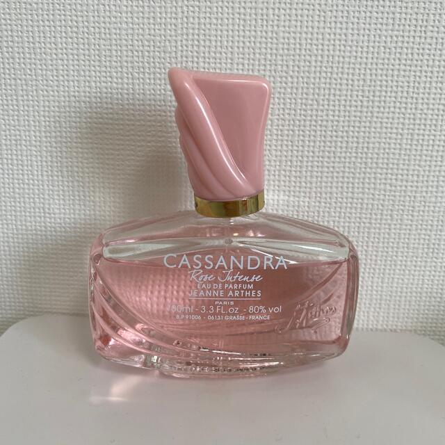 JEANNE ARTHES(ジャンヌアルテス)のCASSNDRA コスメ/美容の香水(香水(女性用))の商品写真