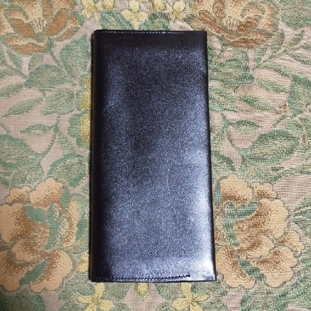 クリームソーダ 長財布 黒 未使用品 ピンクドラゴン ロック メンズのファッション小物(長財布)の商品写真