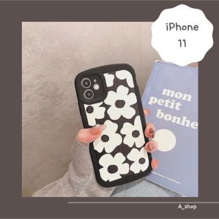 アイフォーン(iPhone)のiPhone11 ケース　北欧　花柄　マリメッコ　ブラック　韓国　おしゃれ(iPhoneケース)