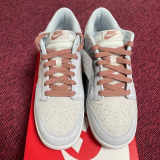 ナイキ(NIKE)のダンク LOW Fossil Rose 26.5(スニーカー)