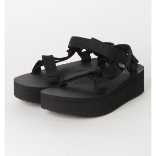 テバ(Teva)のTeva FLATFORM UNIVERSAL サンダル テバ 7(サンダル)