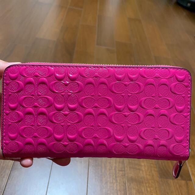 COACH長財布 ショッキングピンク - 通販 - hanackenovinky.cz