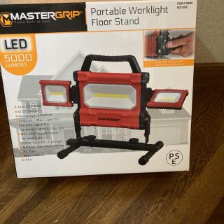 コストコ(コストコ)のMASTERGRIP マスターグリップ LED投光器 5000ルーメントEKS1(ライト/ランタン)