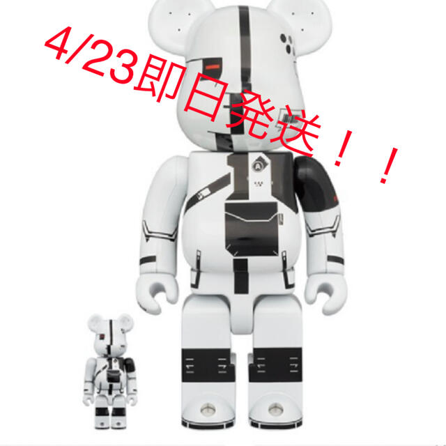 BE@RBRICK ΛCRONYM (R) WHITE CHROME