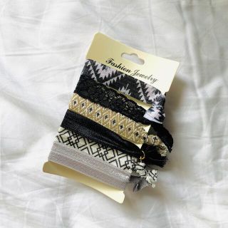 ザラ(ZARA)の୨୧ Vintage rétro stylish hair tie(ヘアゴム/シュシュ)