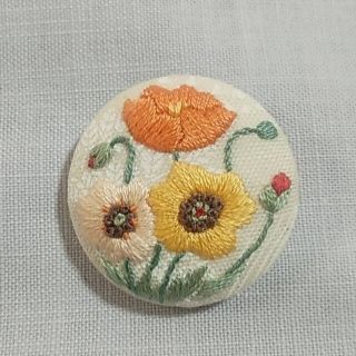 ポピーの刺繍ブローチ(コサージュ/ブローチ)