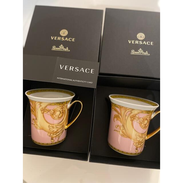 VERSACE(ヴェルサーチ)のヴェルサーチ　ビザンチン　ペアマグカップ　ローゼンタール社新品 インテリア/住まい/日用品のキッチン/食器(グラス/カップ)の商品写真