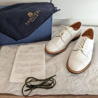 サンダース(ホワイト/白色系)の通販 17点 | SANDERSを買うならラクマ