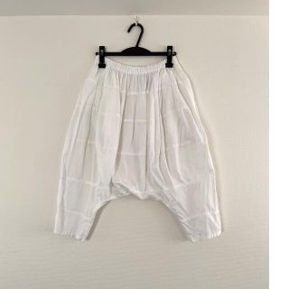 COMME des GARCONS(サルエルパンツ ・ ホワイト/白色系)の COMME des GARCONS(サルエルパンツ ・ ホワイト/白色系)の