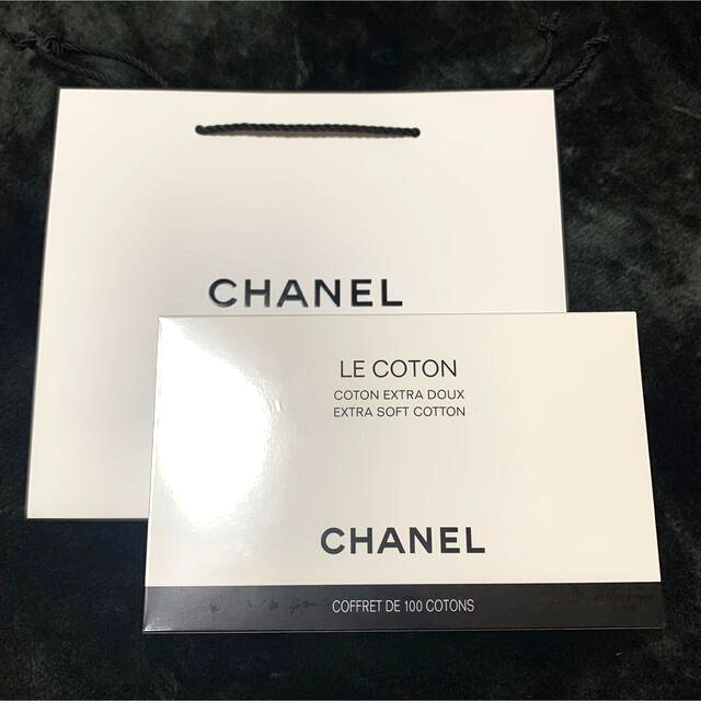 CHANEL(シャネル)のCHANEL オーガニックコットン 100枚入り コスメ/美容のメイク道具/ケアグッズ(コットン)の商品写真