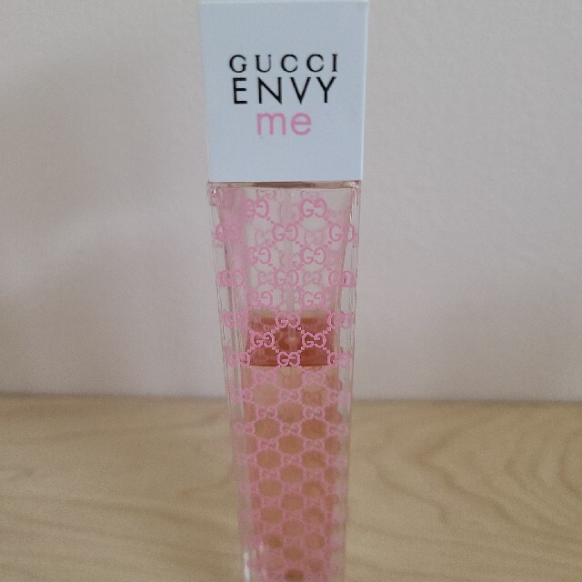 Gucci(グッチ)のグッチ エンヴィーミー 50ml コスメ/美容の香水(香水(女性用))の商品写真