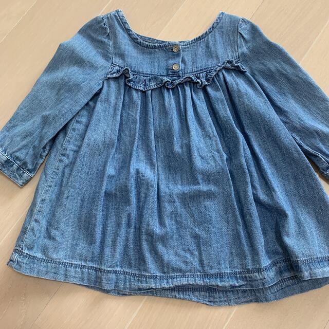 babyGAP(ベビーギャップ)のベビーギャップ　デニムワンピース キッズ/ベビー/マタニティのベビー服(~85cm)(ワンピース)の商品写真