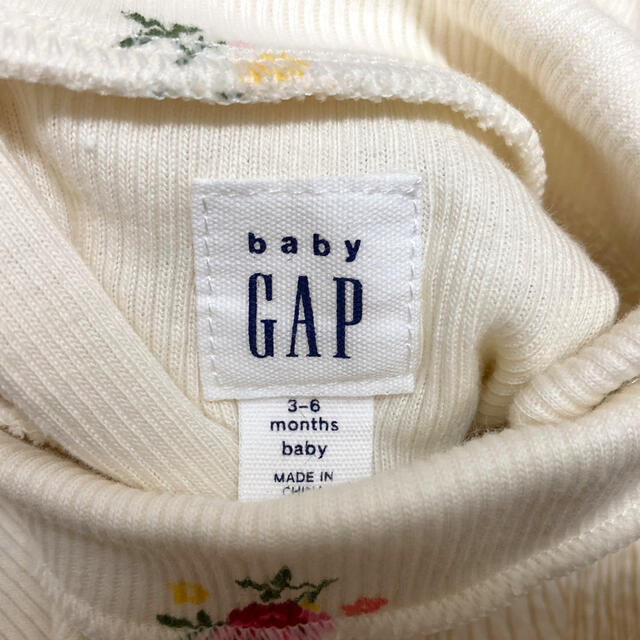 【新品】babygap GAP ロンパース　60 キッズ/ベビー/マタニティのベビー服(~85cm)(ロンパース)の商品写真