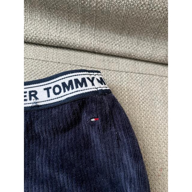 TOMMY HILFIGER(トミーヒルフィガー)のトミーヒルフィガー　レギンスと長袖Tシャツ キッズ/ベビー/マタニティのキッズ服女の子用(90cm~)(Tシャツ/カットソー)の商品写真