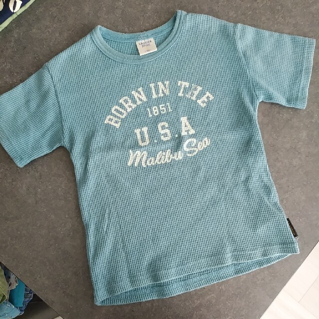 しまむら(シマムラ)のバースデイ ワッフル半袖Tシャツ キッズ/ベビー/マタニティのキッズ服男の子用(90cm~)(Tシャツ/カットソー)の商品写真