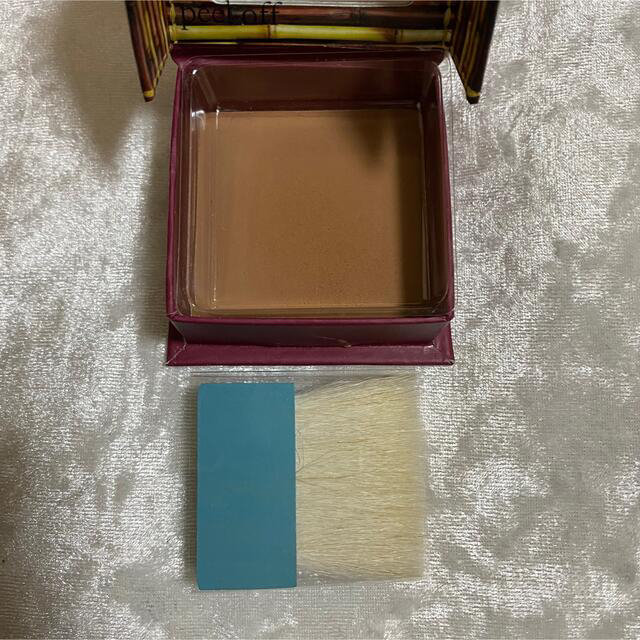 Sephora(セフォラ)のHOOLA benefit 8g ブロンザー コスメ/美容のベースメイク/化粧品(フェイスパウダー)の商品写真