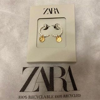 ザラ(ZARA)の新品未使用！ZARA イニシャルピアス A(ピアス)