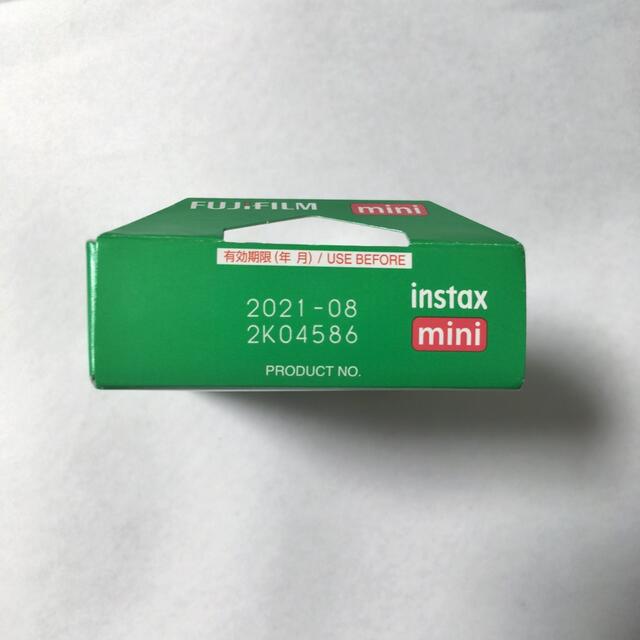 instax mini 10シート 未開封 期限切れFUJIFILM  スマホ/家電/カメラのカメラ(フィルムカメラ)の商品写真