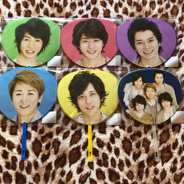 嵐(アラシ)の★嵐★Beautiful world 2011 ミニうちわ６本セット  エンタメ/ホビーのタレントグッズ(アイドルグッズ)の商品写真