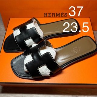 エルメス(Hermes)の【新品未使用】エルメス　新作オラン　黒　37 23.5(サンダル)