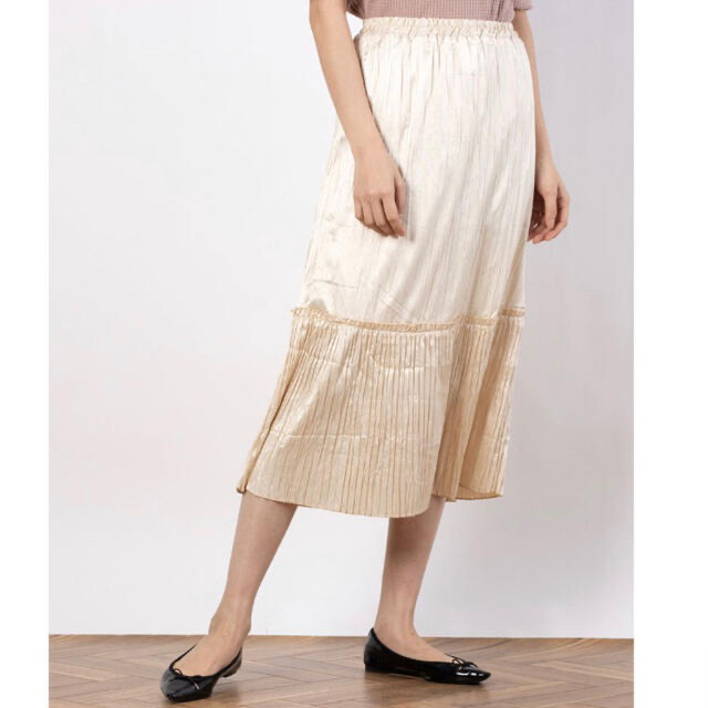 E hyphen world gallery(イーハイフンワールドギャラリー)のしわプリーツスカート レディースのスカート(ひざ丈スカート)の商品写真