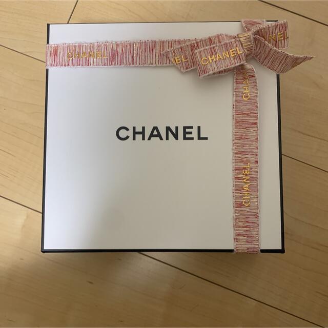 CHANEL(シャネル)のCHANEL No.5 ザ ボディローション［ボディ用乳液］ショップ袋 シャネル コスメ/美容のボディケア(ボディローション/ミルク)の商品写真