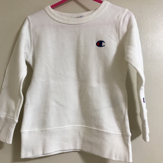 Champion(チャンピオン)の美品　champion キッズ　トレーナー　100 男女兼用 キッズ/ベビー/マタニティのキッズ服女の子用(90cm~)(Tシャツ/カットソー)の商品写真