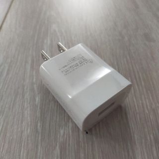 ファーウェイ(HUAWEI)のACアダプタ USB コンセント プラグ HUAWEI(変圧器/アダプター)