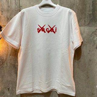 サカイ(sacai)のsacai kaws コラボTシャツ(Tシャツ/カットソー(半袖/袖なし))