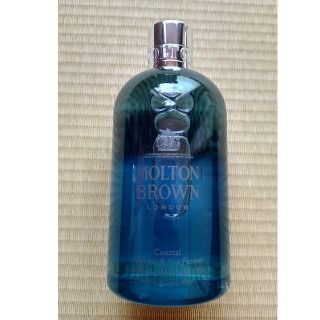 モルトンブラウン(MOLTON BROWN)のサイプレス＆シーフェンネル バス＆シャワージェル 300ml　新品・未使用(ボディソープ/石鹸)