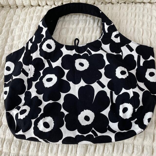 marimekko(マリメッコ)のマリメッコ　トートバッグ レディースのバッグ(トートバッグ)の商品写真