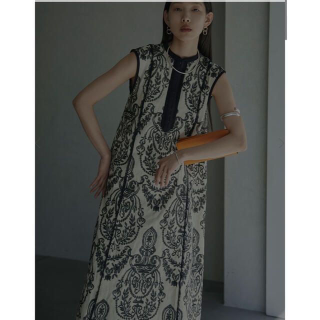 DAMASK EMBROIDERY LINEN DRESS